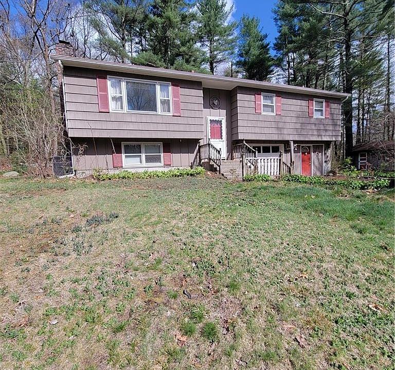 34 Hagstrom Rd, North Grosvenordale, CT 06255 Zillow