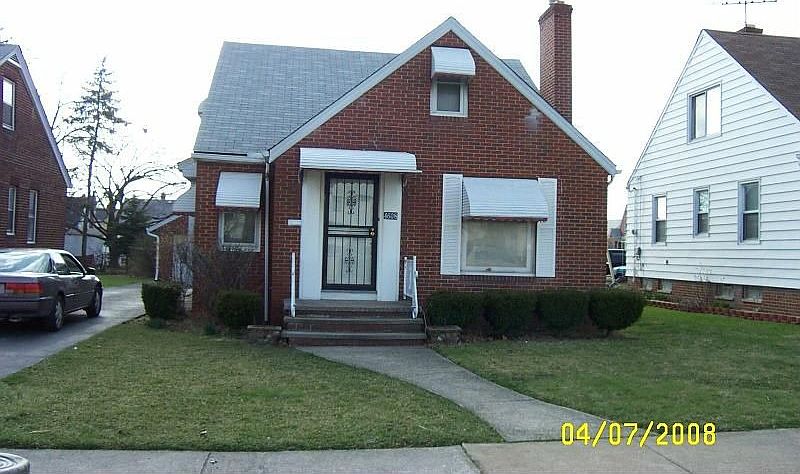 1st image of 4608 E 90th St