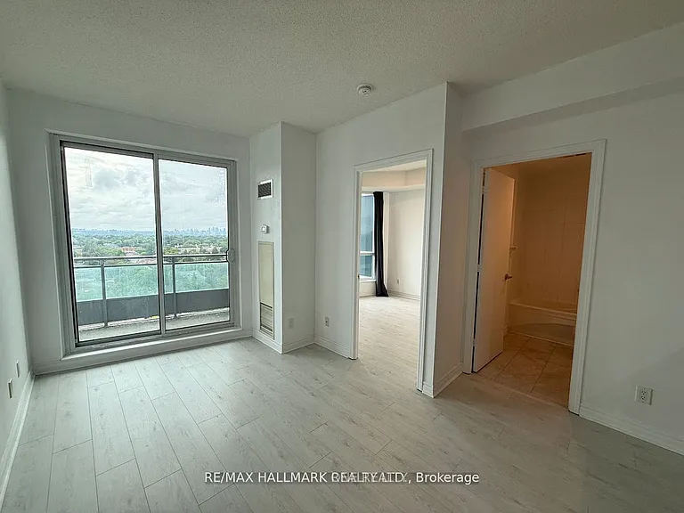 60 Byng Ave #1209 — Photo 10