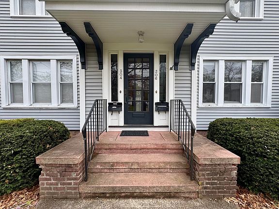 3rd image of 304 Central Ave #306