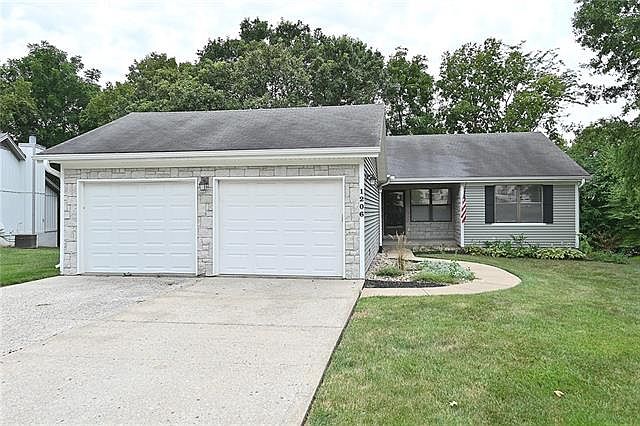 1st image of 1206 Hampton Dr