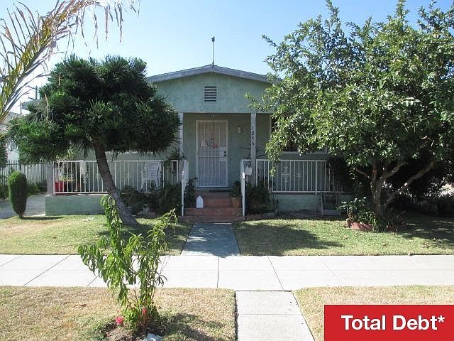 1st image of 1246 W 61st St