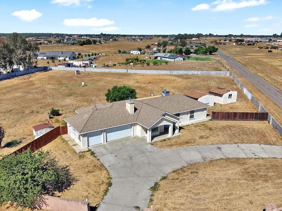 1st image of 21466 Forest Glen Rd
