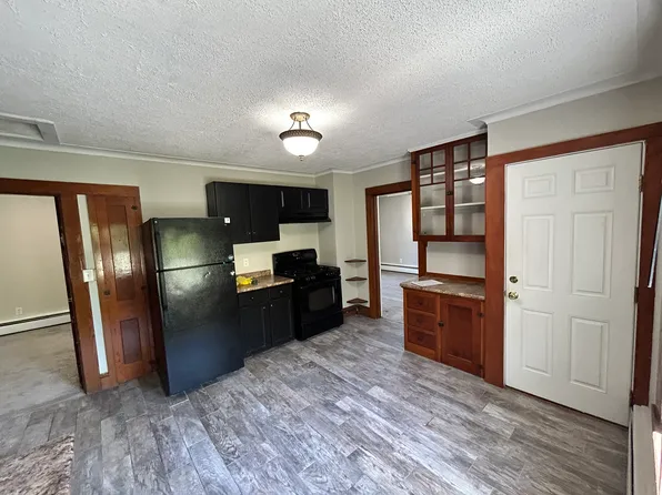 24 Downer St #2, Pawcatuck, CT 06379