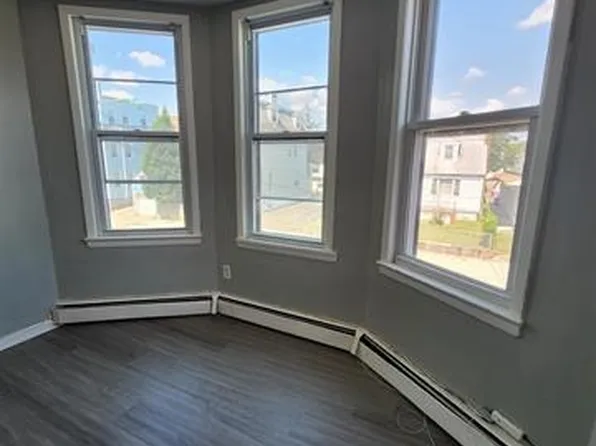 14 Cooper Street image 12 of 16