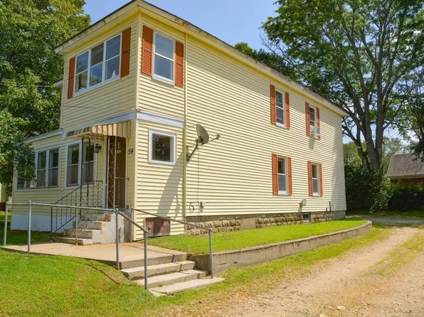 54 Pleasant St, Baldwinville, MA 01436