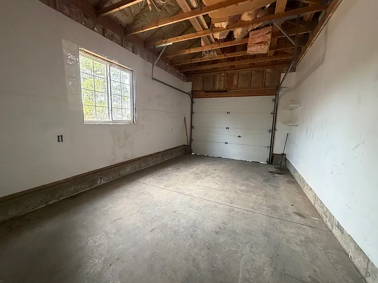817 Vendome Ave — Photo 9