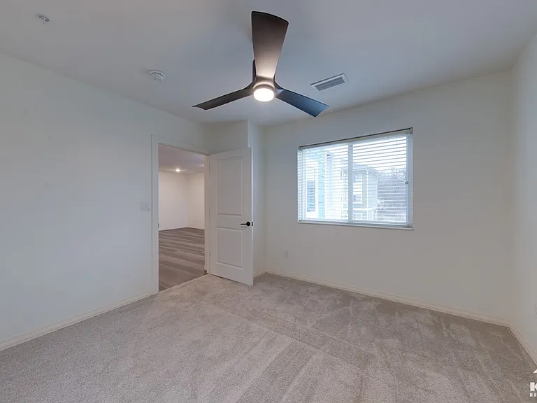 WIN Residences — Photo 10
