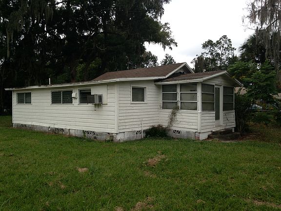 3rd image of 718 Cox St