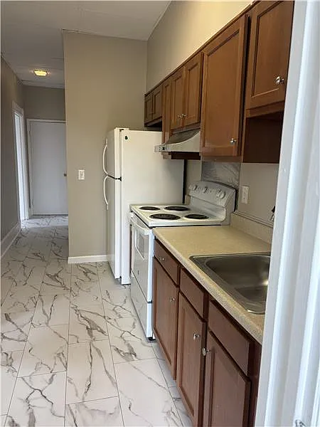 1 bed, 1000 sqft, $1,200 — Photo 2