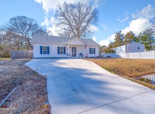 117 Wedgewood Dr, Moyock, NC 27958