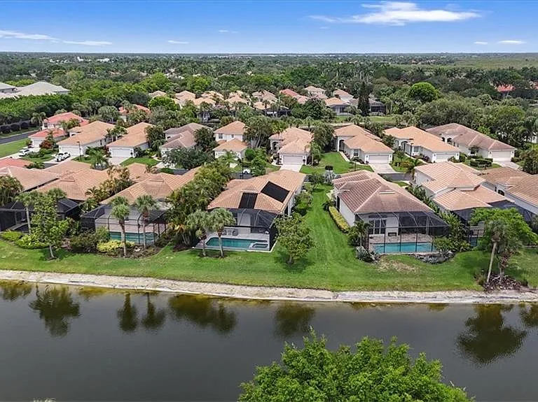 8541 Pepper Tree Way — Photo 37