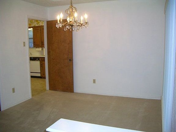 5th image of 4637 Saldana Dr