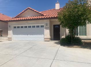 3516 Pine Meadow Dr #A, Bakersfield, CA 93308
