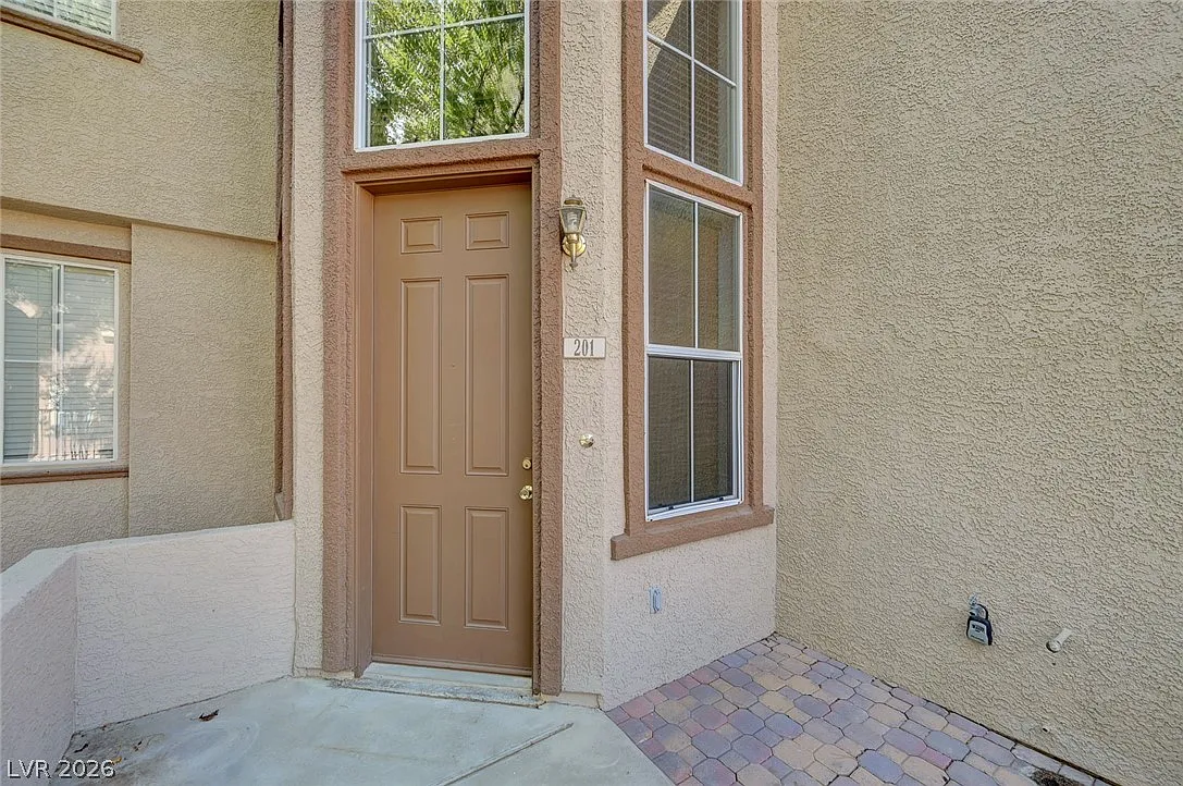 2 bed, 2.0 bath, 1280 sqft, $1,499 — Photo 3