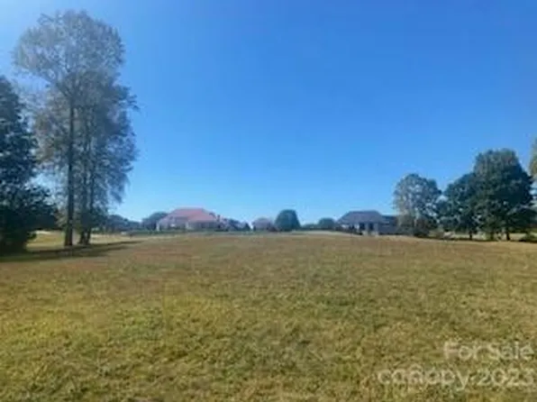 3826 Rock Bridge Dr NE #56, Conover, NC 28613