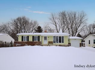 5316 Blaine Ave SE, Kentwood, MI 49508