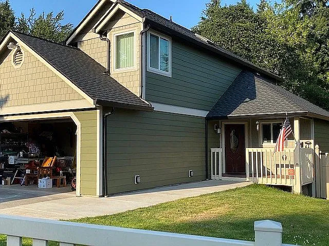 12004 SE 56th Ave photo 1