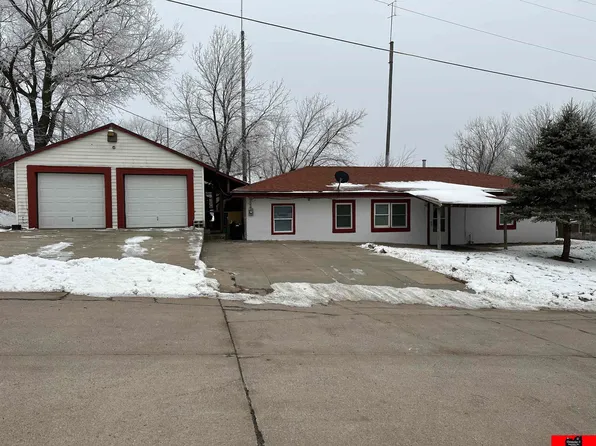 305 E Pennsylvania St, West Point, NE 68788