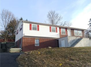 23 Orchard St, Stony Pt, NY 10980