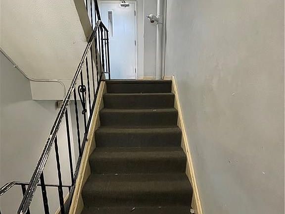 2nd image of 306 Pine Rock Ave APT D11