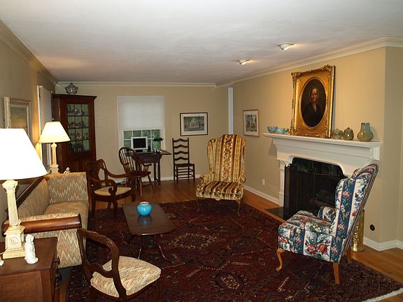 5th image of 540 Bruton Cir