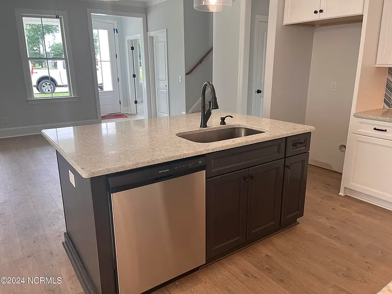 3842 W Wilson St — Photo 21