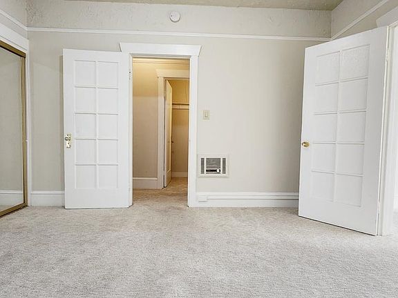4th image of 935 Pine St APT 5
