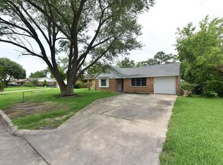 10914 Roandale Dr, Houston, TX 77048