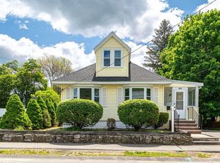 100 Bonham Rd, Dedham, MA 02026