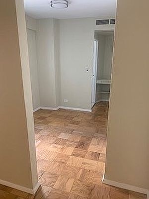 3rd image of 159 W 53rd St APT 32A