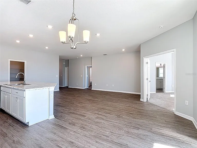 840 Sydney St — Photo 19