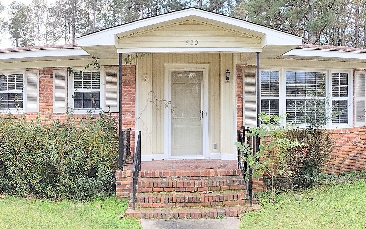 820 E McCarty St, Sandersville, GA 31082 Zillow