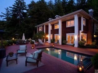 233 S Ridgewood Rd, Kentfield, CA 94904