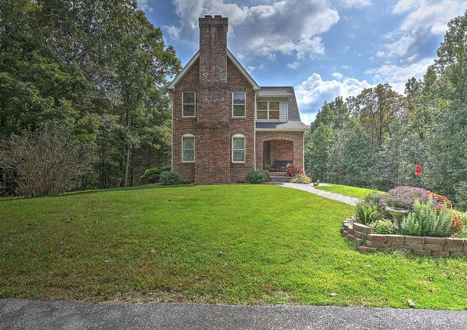 1st image of 109 Cecil D Quillen Dr