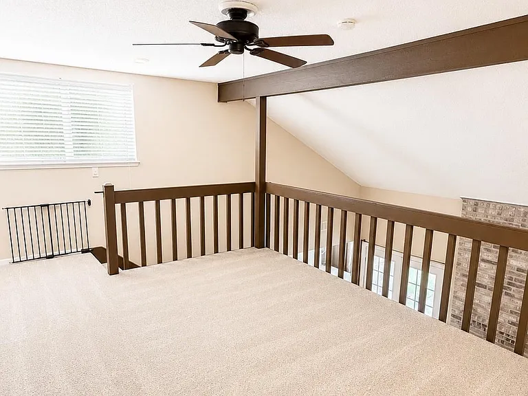 2239 Highland Hills Dr — Photo 27