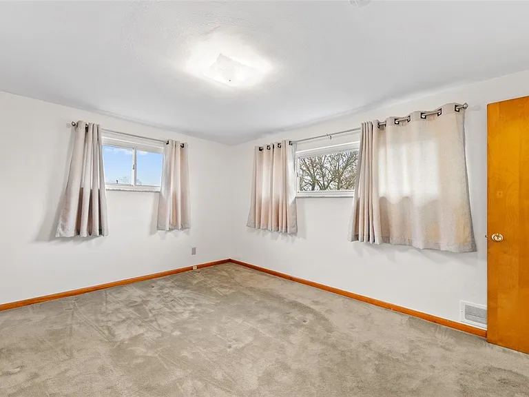 4813 Sandy Dr — Photo 11