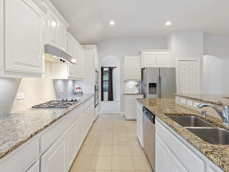 3508 Summerfield Dr — Photo 8