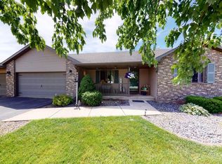 5021 Monarch Dr, Janesville, WI 53545