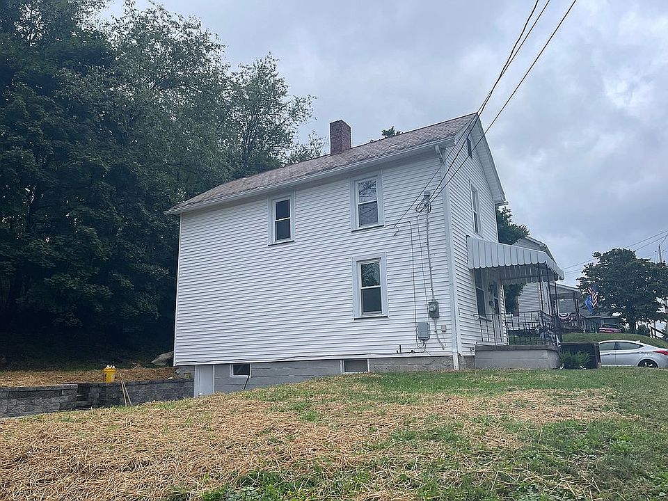 1st image of 834 W Martin St