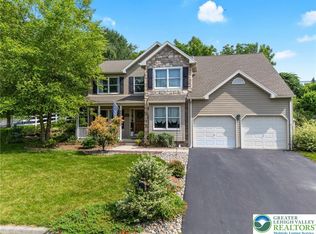 2303 Blue Jay Dr, Nazareth, PA 18064