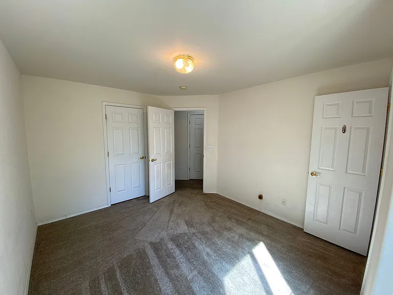 3890 Strawberry Field Grv #G — Photo 5