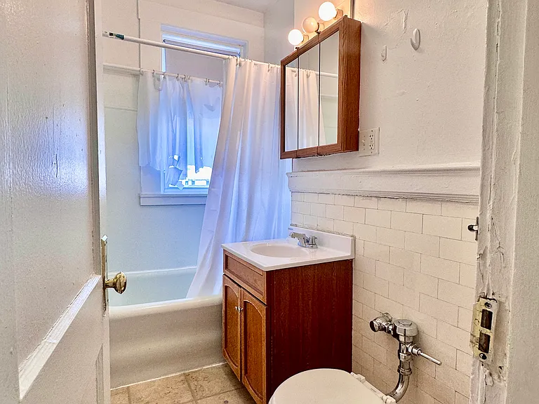 1172 Boylston St #2U — Photo 10