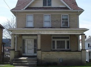 1115 Victoria Ave, New Kensington, PA 15068