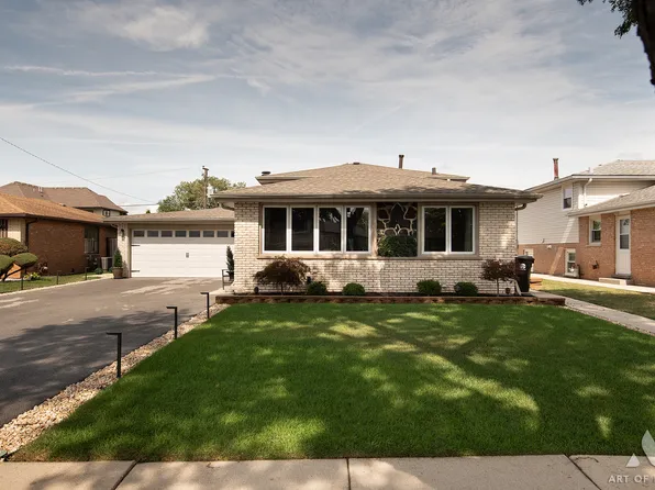 7934 W 81st Pl, Bridgeview, IL 60455