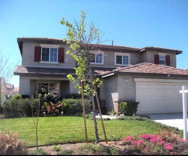 1st image of 819 Amadova Dr