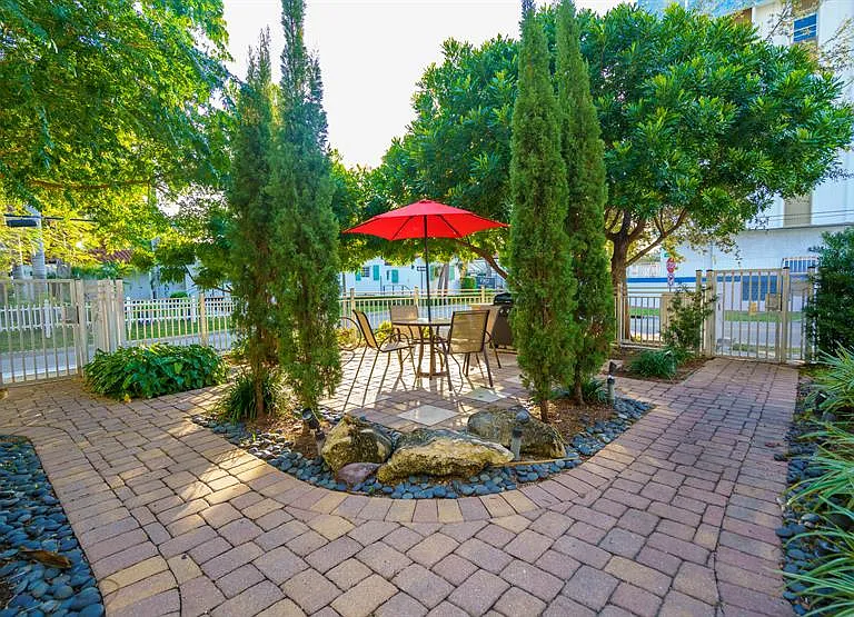 2425 Flamingo Pl #2 — Photo 4