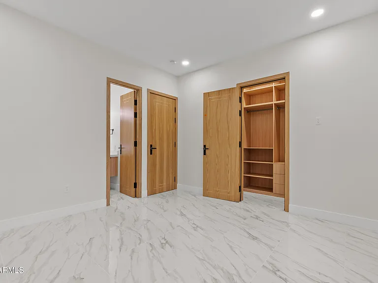 5923 E North Ln — Photo 27