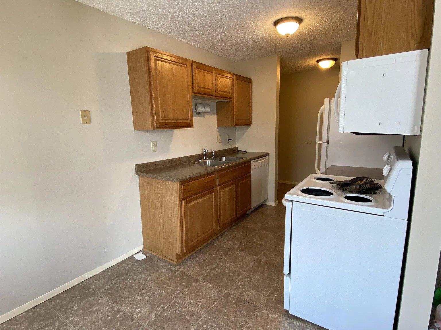 1151 Prairie Parkway - 5 — Photo 4