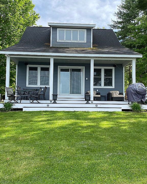 1st image of 1340 Wolf Lake Dr